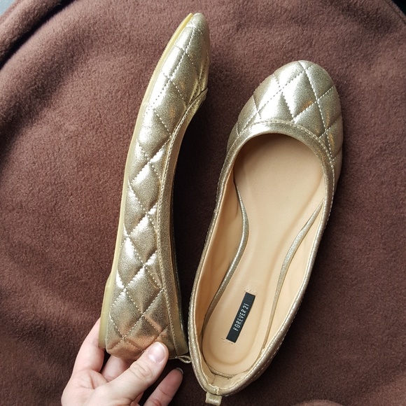 F21 Gold Quilted Flats - Picture 4 of 7